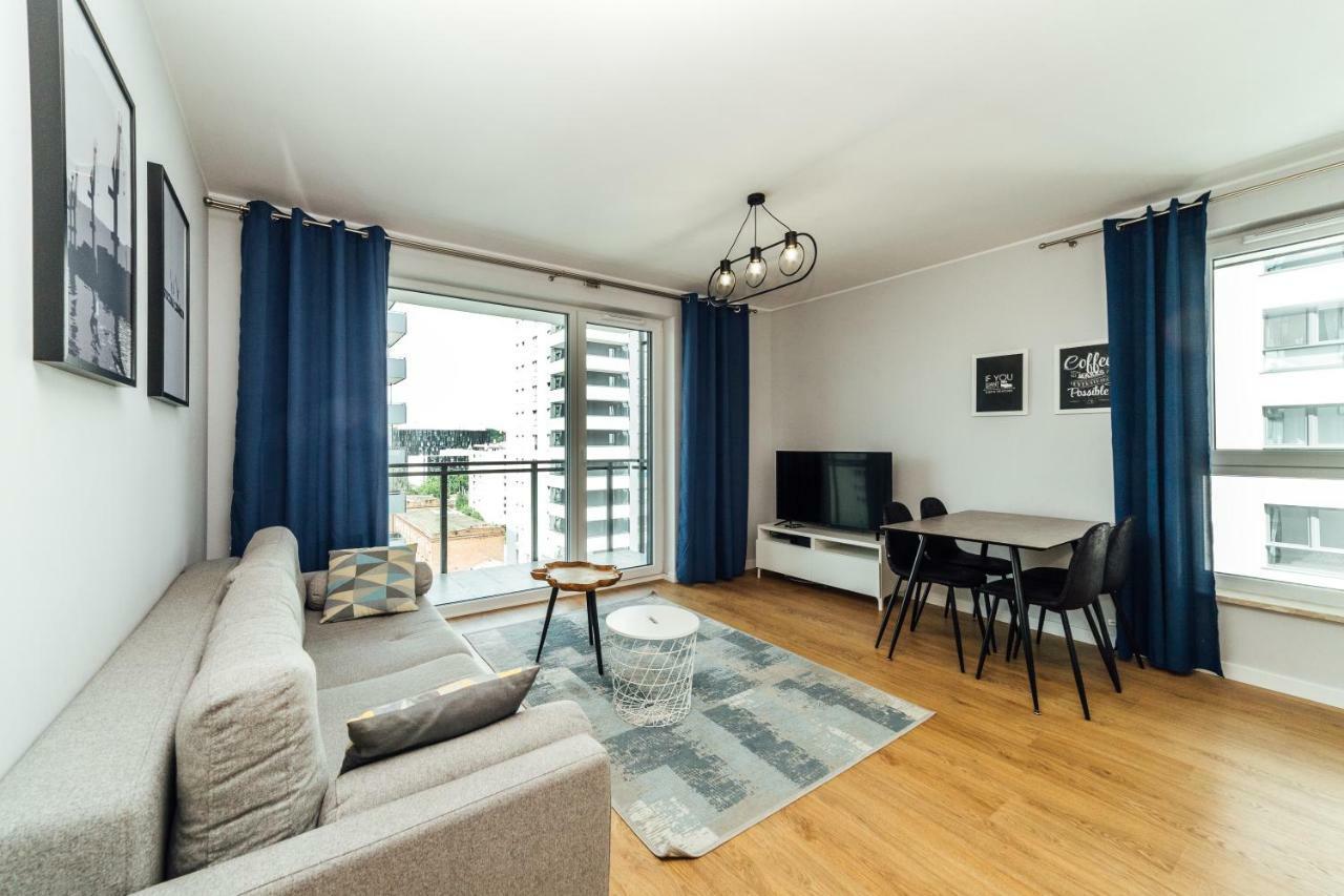 Pobookowane Stocznia Apartments 格但斯克 外观 照片