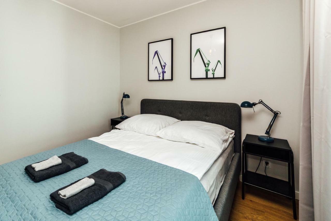Pobookowane Stocznia Apartments 格但斯克 外观 照片
