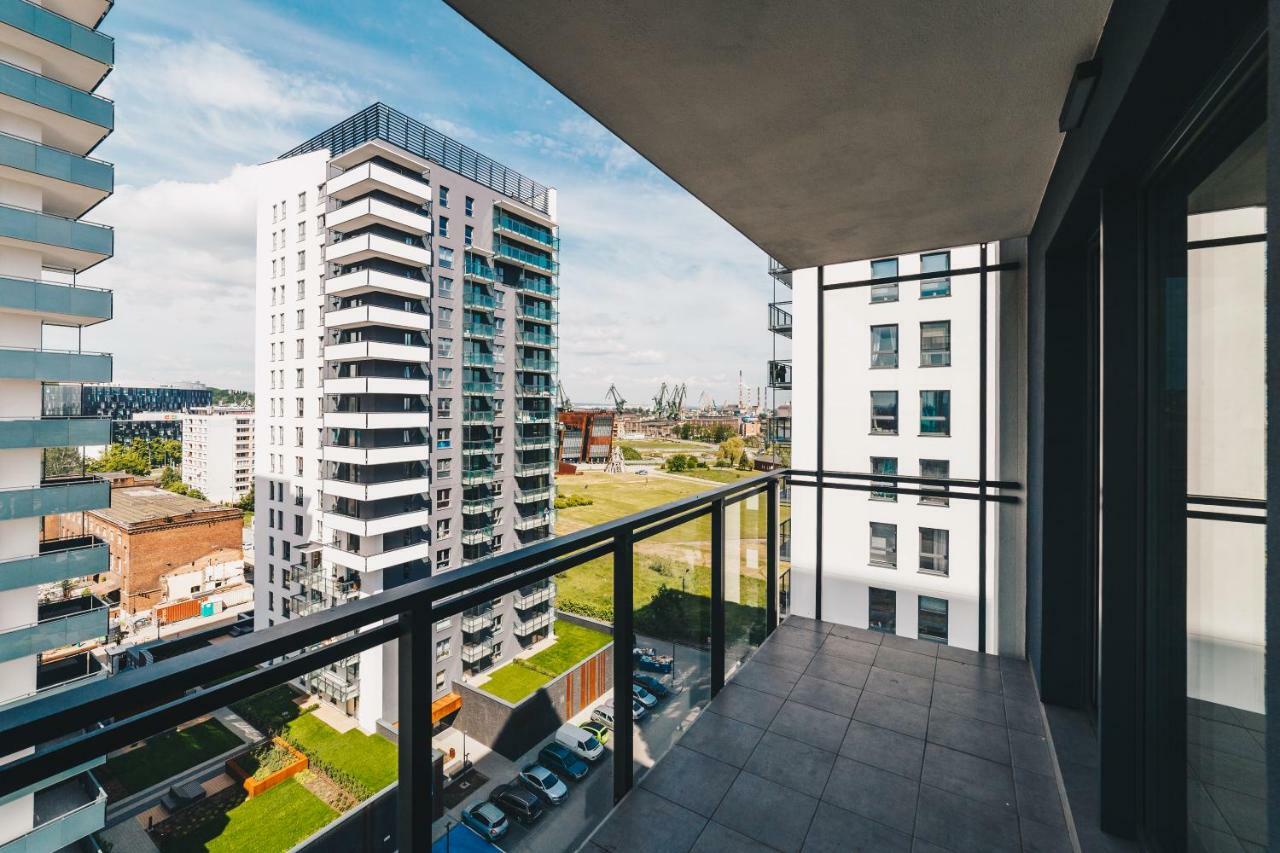 Pobookowane Stocznia Apartments 格但斯克 外观 照片