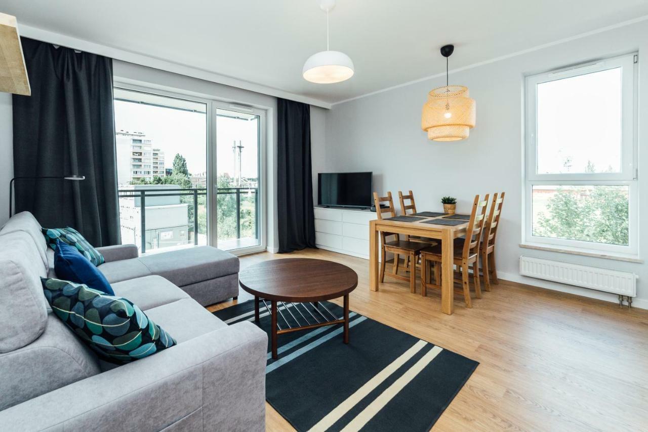 Pobookowane Stocznia Apartments 格但斯克 外观 照片