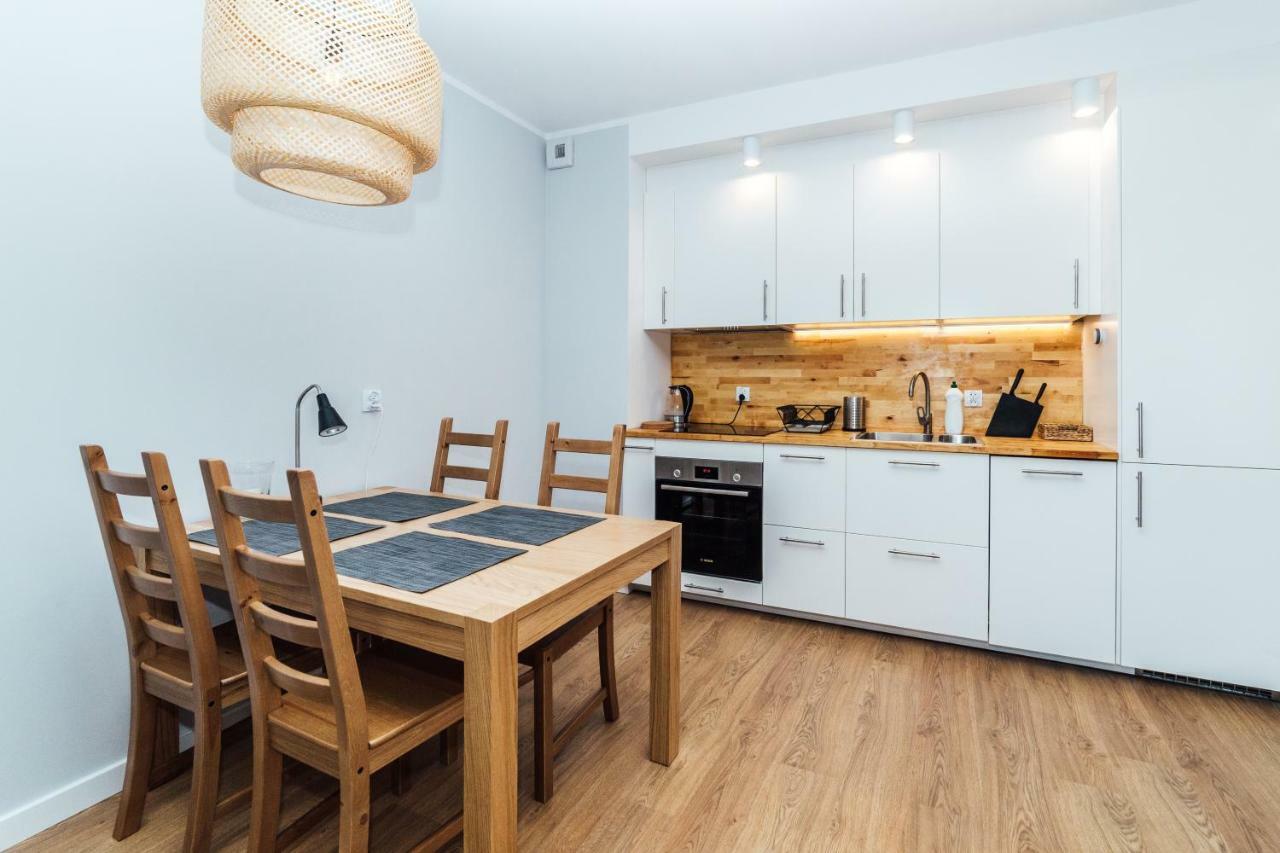 Pobookowane Stocznia Apartments 格但斯克 外观 照片