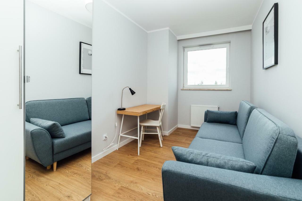 Pobookowane Stocznia Apartments 格但斯克 外观 照片